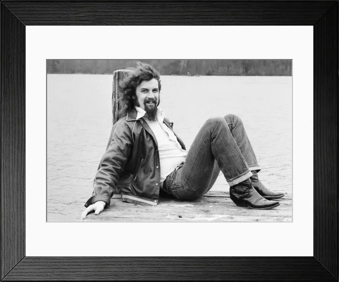 Framed Print : Billy Connolly, traveling in the North West of England, as part of his 64 date Big Wee Framed Print : Billy Connolly, traveling in the North West of England, as part of his 64 date Big Wee