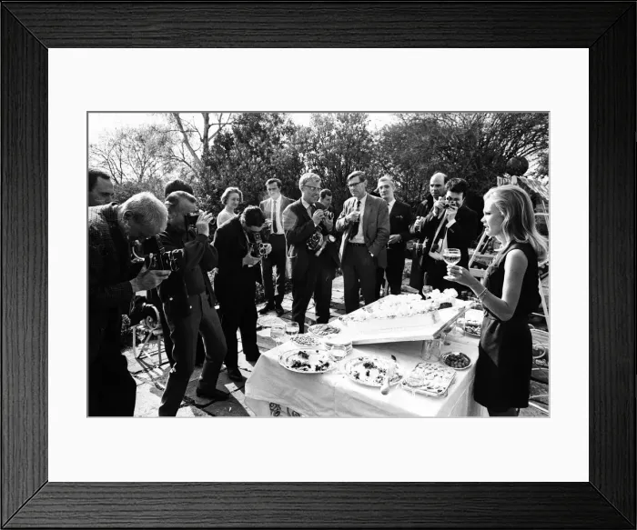 Framed Print : Hayley Mills celebrates her 21st birthday at her parents home at Richmond Hill, Surrey