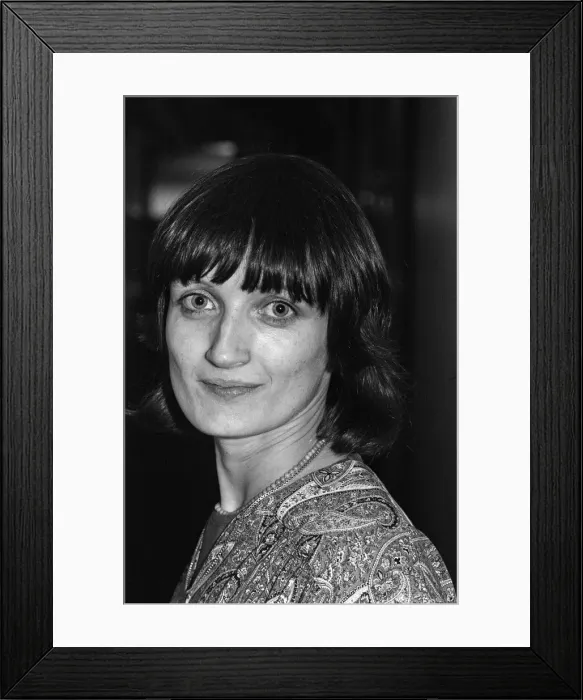Framed Print : Tessa Jowell, Labour candidate in the Ilford North by-election. 24th January 1978