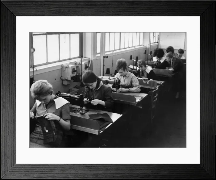Framed Print : Young machinists being trained in the training school of Loterys factory in Newport Framed Print : Young machinists being trained in the training school of Loterys factory in Newport