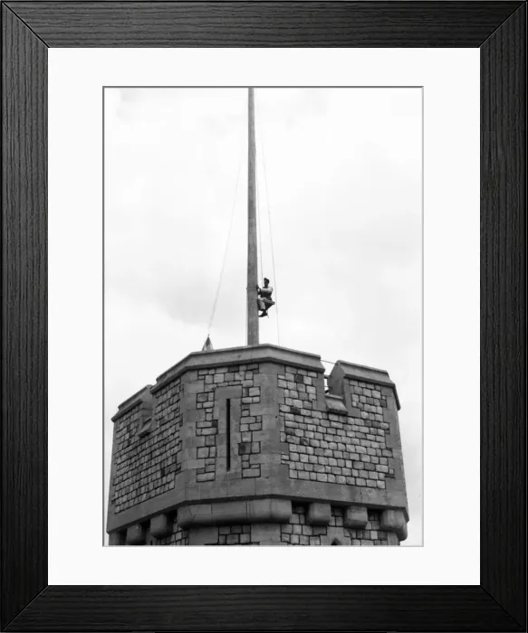 Framed Print : Views of the Round Tower at Windsor Castle, Berkshire. 23rd May 1957