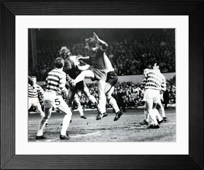 Framed Print : EQI CELTIC VERSUS AJAX MARCH 1971 BILLY MCNEILL COMES UP FOR A CORNER KICK AS Framed Print : EQI CELTIC VERSUS AJAX MARCH 1971 BILLY MCNEILL COMES UP FOR A CORNER KICK AS