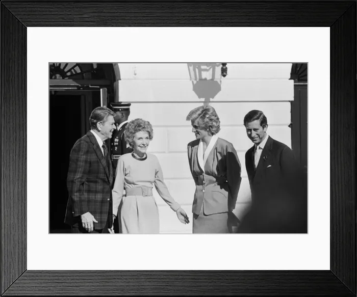 Framed Print : USA President Ronald Reagan and his wife Nancy welcome Princess Diana Framed Print : USA President Ronald Reagan and his wife Nancy welcome Princess Diana