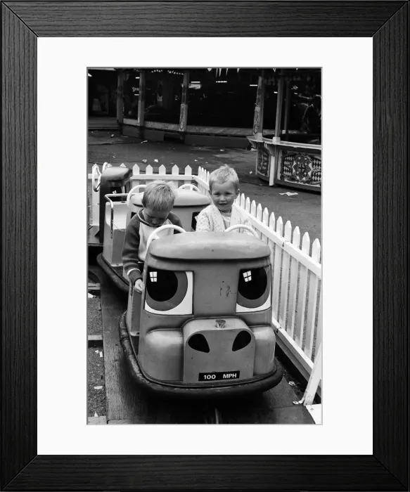 Framed Print : Scenes at Weymouth Fairground, Dorset. 14th July 1977