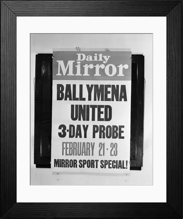 Framed Print : Daily Mirror Poster advertising special report into Northern Ireland football team Framed Print : Daily Mirror Poster advertising special report into Northern Ireland football team