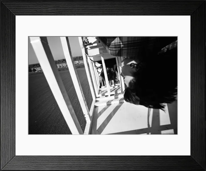 Framed Print : Britains first Super-Loop can be seen at Hayes fairground, Middlesex Framed Print : Britains first Super-Loop can be seen at Hayes fairground, Middlesex