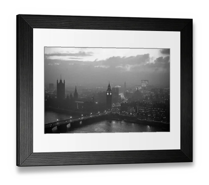 Framed Print : Views from South Bank at night, showing Houses of Parliament and Big Ben Framed Print : Views from South Bank at night, showing Houses of Parliament and Big Ben