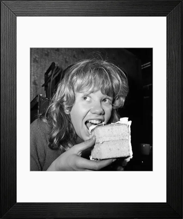 Framed Print : Film star Hayley Mills celebrates her 15th birthday at Pinewood Studios where she is