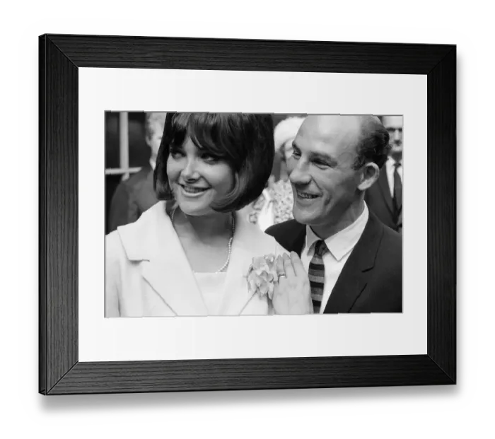 Framed Print : Former racing driver Stirling Moss married Elaine Barbarino, age 24 Framed Print : Former racing driver Stirling Moss married Elaine Barbarino, age 24