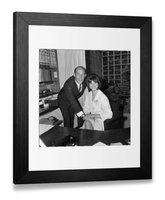 Framed Print : Former racing driver Stirling Moss married Elaine Barbarino, age 24 Framed Print : Former racing driver Stirling Moss married Elaine Barbarino, age 24