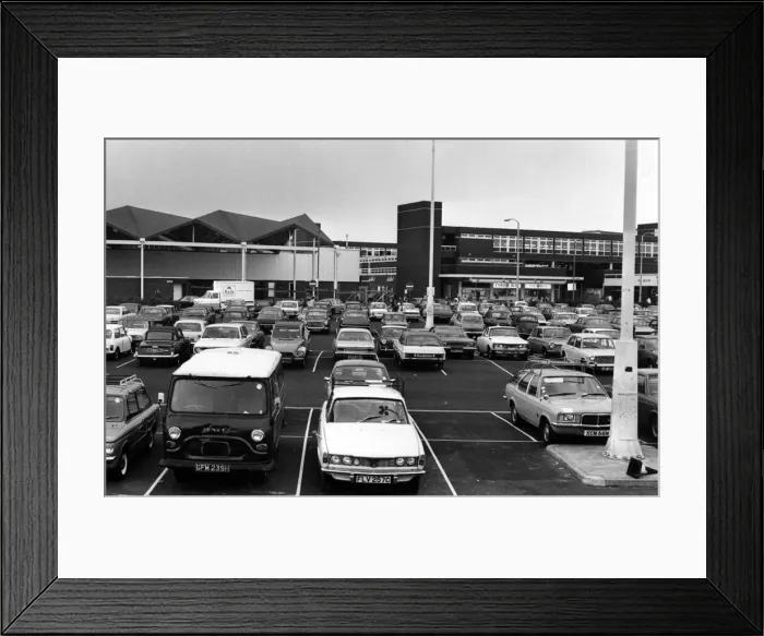 Framed Print : The Grange Precinct, Birkenhead. 13th October 1977 Framed Print : The Grange Precinct, Birkenhead. 13th October 1977