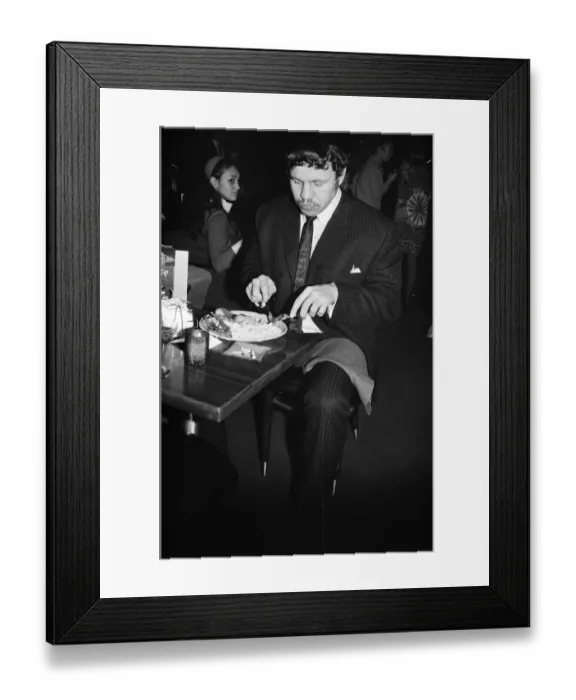 Framed Print : Wedding of Polish film director Roman Polanski and his bride Framed Print : Wedding of Polish film director Roman Polanski and his bride