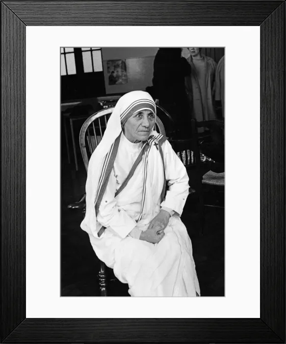 Framed Print : Mother Teresa pictured in London to plea for aid for the children of India who need Framed Print : Mother Teresa pictured in London to plea for aid for the children of India who need