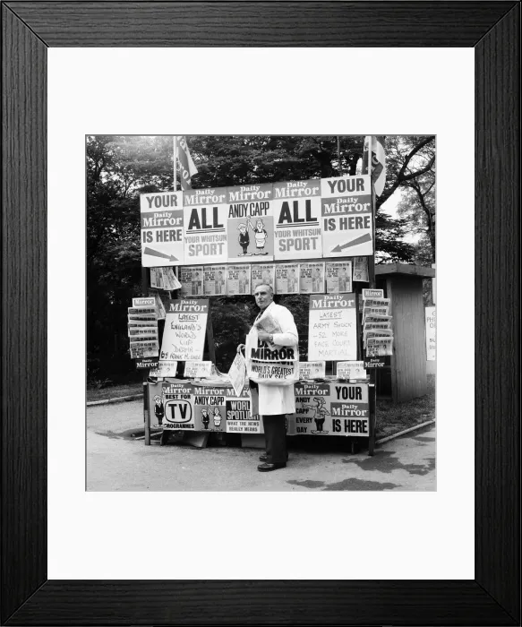 Framed Print : Daily Mirror Day at Belle Vue Zoological Gardens, Belle Vue, Manchester, June 1962