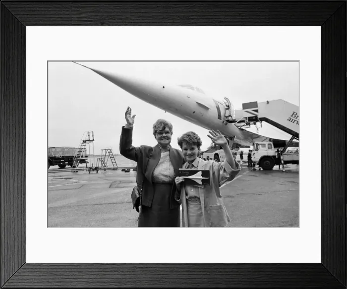 Framed Print : Concorde passengers standing in front of a Concorde. 2nd April 1986 Framed Print : Concorde passengers standing in front of a Concorde. 2nd April 1986
