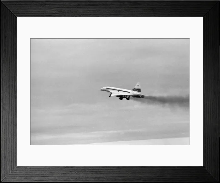 Framed Print : Concorde landed at Heathrow for the first time. It was diverted there because bad weather Framed Print : Concorde landed at Heathrow for the first time. It was diverted there because bad weather