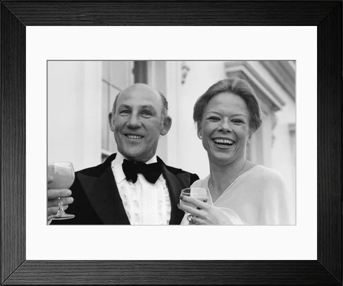 Framed Print : Stirling Moss weds Susie Paine. 17th April 1980 Framed Print : Stirling Moss weds Susie Paine. 17th April 1980