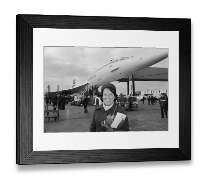 Framed Print : Inaugural commercial flights of the supersonic airliner Concorde on 21st January 1976 Framed Print : Inaugural commercial flights of the supersonic airliner Concorde on 21st January 1976
