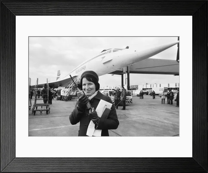 Framed Print : Inaugural commercial flights of the supersonic airliner Concorde on 21st January 1976 Framed Print : Inaugural commercial flights of the supersonic airliner Concorde on 21st January 1976