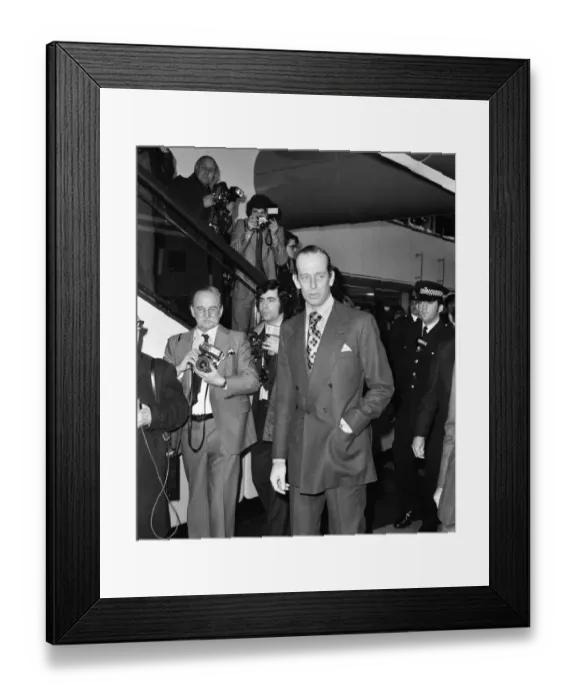 Framed Print : Inaugural commercial flights of the supersonic airliner Concorde on 21st January 1976