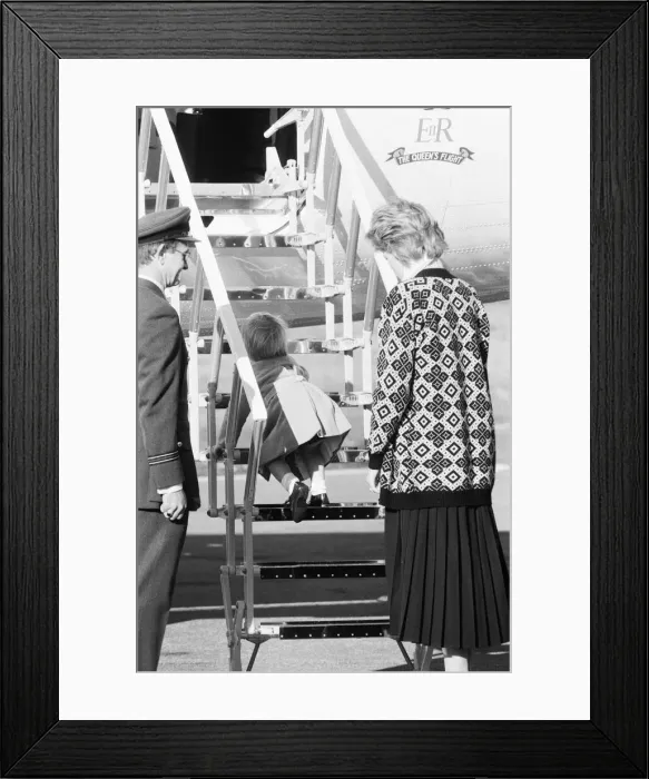 Framed Print : Prince Harry and his mother Princess Diana, arrive at Heathrow Airport, London Framed Print : Prince Harry and his mother Princess Diana, arrive at Heathrow Airport, London
