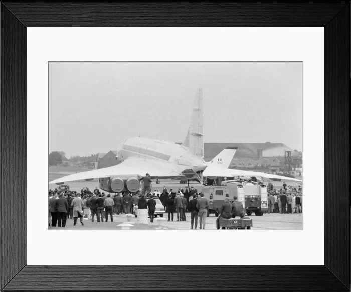 Framed Print : Concorde prototype 002 makes its first official public appearance in the UK as it is Framed Print : Concorde prototype 002 makes its first official public appearance in the UK as it is