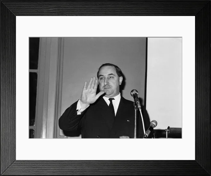 Framed Print : Press conference on progress of the Concorde. Pictured is Brian Trubshaw