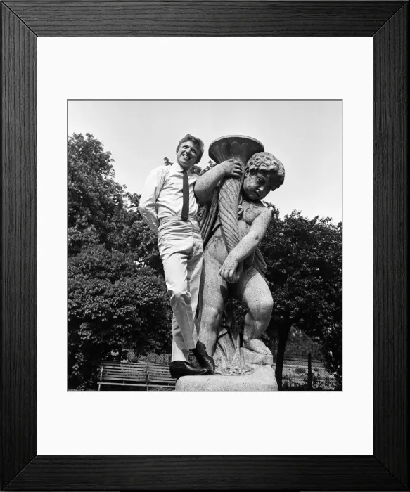 Framed Print : Tommy Steele pictured near the Casino, Hampton Court and on the surrounding river banks Framed Print : Tommy Steele pictured near the Casino, Hampton Court and on the surrounding river banks