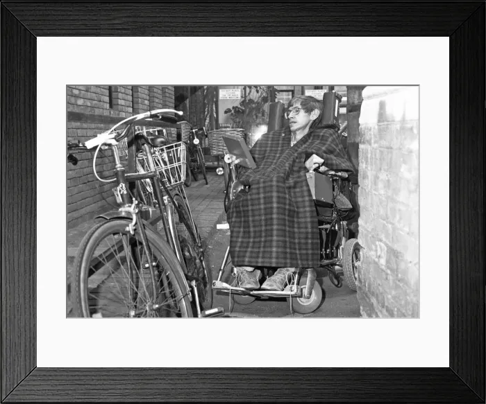Framed Print : Professor Stephen Hawking, out and about in Cambridge December 1990 Framed Print : Professor Stephen Hawking, out and about in Cambridge December 1990