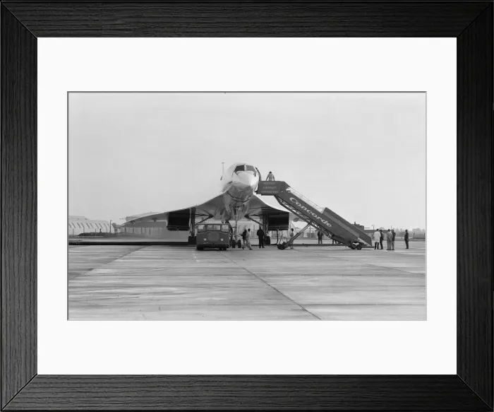 Framed Print : Test flight of the British built Concorde prototype 002 over the Bay of Biscay Framed Print : Test flight of the British built Concorde prototype 002 over the Bay of Biscay