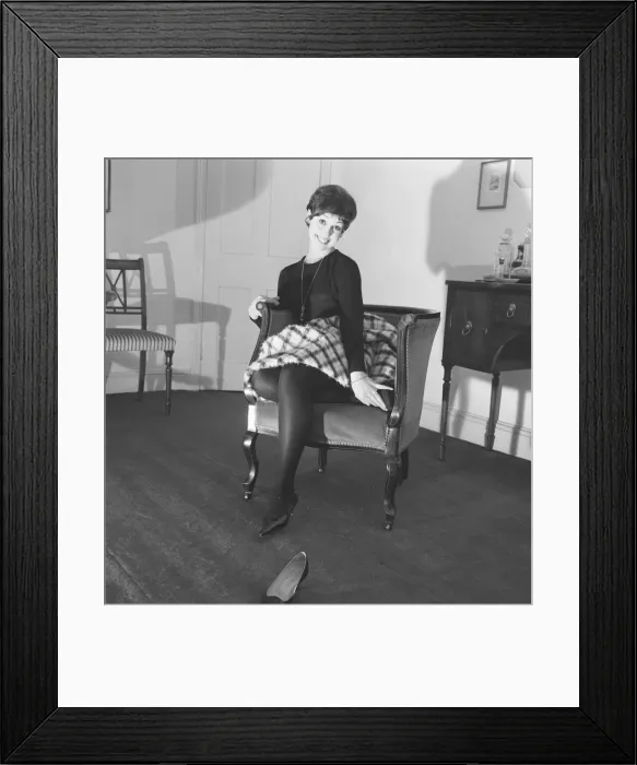 Framed Print : Dancer Una Stubbs, aged 22, in her flat in London. 4th December 1959 Framed Print : Dancer Una Stubbs, aged 22, in her flat in London. 4th December 1959