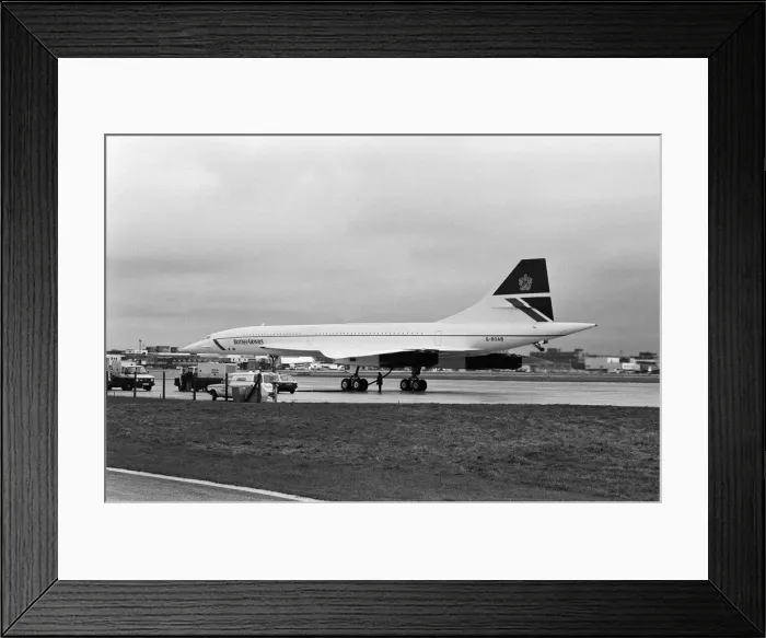 Framed Print : Princess Diana departing on Concorde from Heathrow to Vienna. 14th April 1986