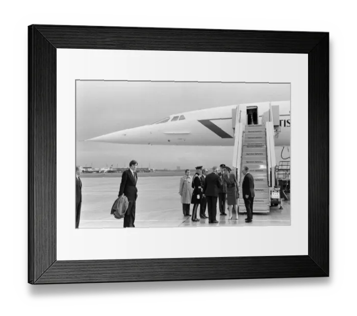 Framed Print : Princess Diana departing on Concorde from Heathrow to Vienna. 14th April 1986 Framed Print : Princess Diana departing on Concorde from Heathrow to Vienna. 14th April 1986