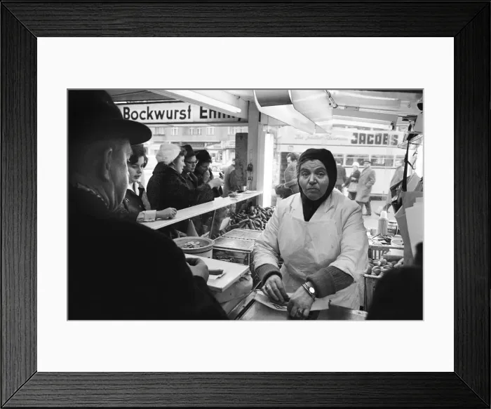 Framed Print : For the first time since its erection, the Berlin Wall is opened for border crossings for Framed Print : For the first time since its erection, the Berlin Wall is opened for border crossings for