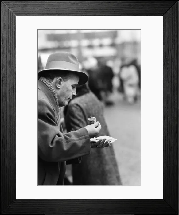 Framed Print : For the first time since its erection, the Berlin Wall is opened for border crossings for Framed Print : For the first time since its erection, the Berlin Wall is opened for border crossings for