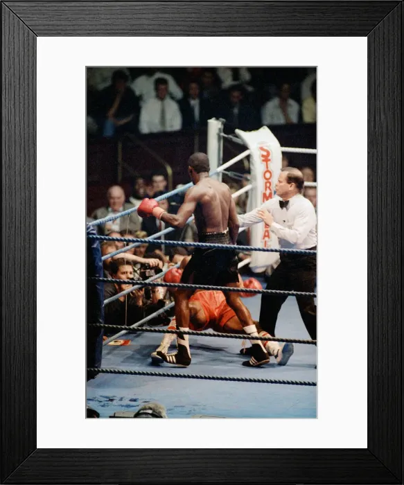 Framed Print : Mike McCallum vs Michael Watson for the WBA middleweight title Framed Print : Mike McCallum vs Michael Watson for the WBA middleweight title