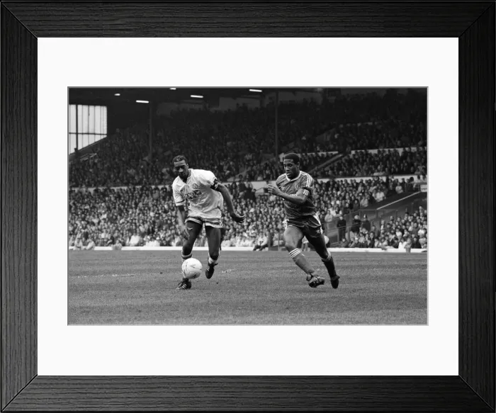 Framed Print : Leeds United v Liverpool. Final score 5-4 to Liverpool, League Division One, Elland Road Framed Print : Leeds United v Liverpool. Final score 5-4 to Liverpool, League Division One, Elland Road