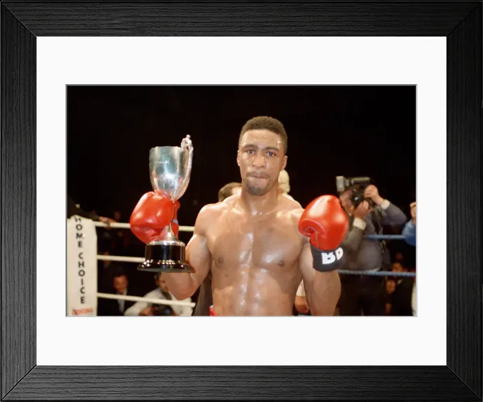 Framed Print : Michael Watson vs Craig Trotter for the Commonwealth middleweight title Framed Print : Michael Watson vs Craig Trotter for the Commonwealth middleweight title