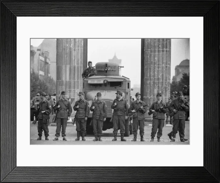 Framed Print : Start of the construction of the Berlin Wall. At midnight on 13th August