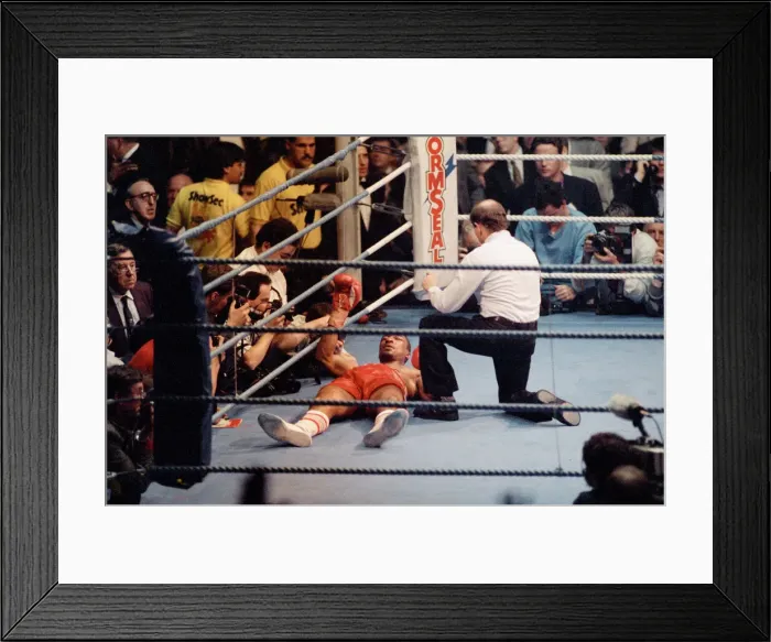 Framed Print : Mike McCallum vs Michael Watson for the WBA middleweight title Framed Print : Mike McCallum vs Michael Watson for the WBA middleweight title