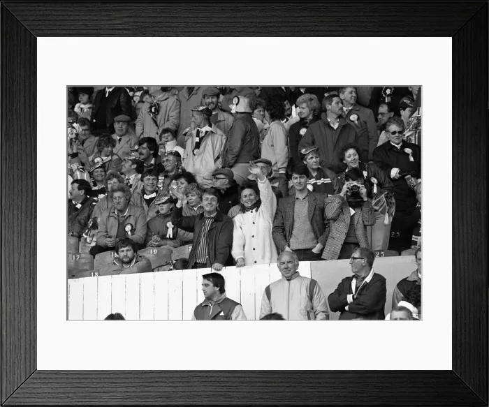 Framed Print : Emley v Colne Dynamoes F. C. in the Football Association Challenge Vase Final held Framed Print : Emley v Colne Dynamoes F. C. in the Football Association Challenge Vase Final held