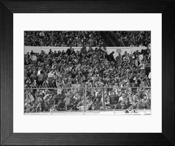 Framed Print : Emley v Colne Dynamoes F. C. in the Football Association Challenge Vase Final held Framed Print : Emley v Colne Dynamoes F. C. in the Football Association Challenge Vase Final held