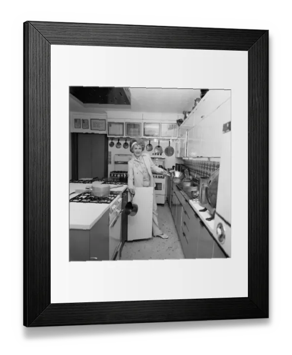 Framed Print : Johnnie and Fanny Cradock, the television cookery expert Framed Print : Johnnie and Fanny Cradock, the television cookery expert