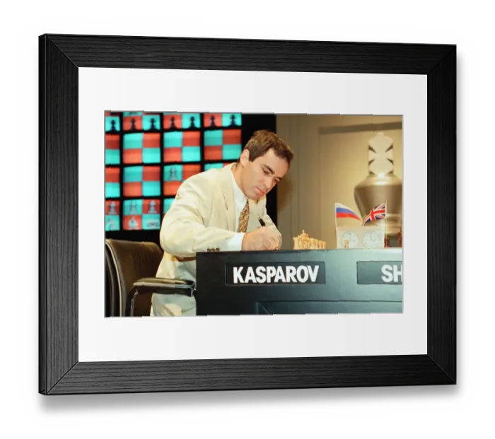 Framed Print : Garry Kasparov and Nigel Short sitting to play their first Chess match this afternoon Framed Print : Garry Kasparov and Nigel Short sitting to play their first Chess match this afternoon