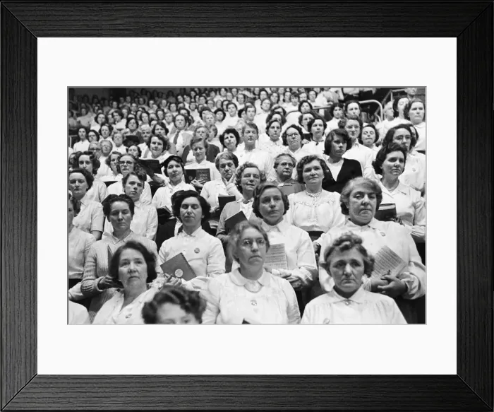 Framed Print : American evangelist Billy Graham speaks to the crowd at the Harringay Arena in North Framed Print : American evangelist Billy Graham speaks to the crowd at the Harringay Arena in North