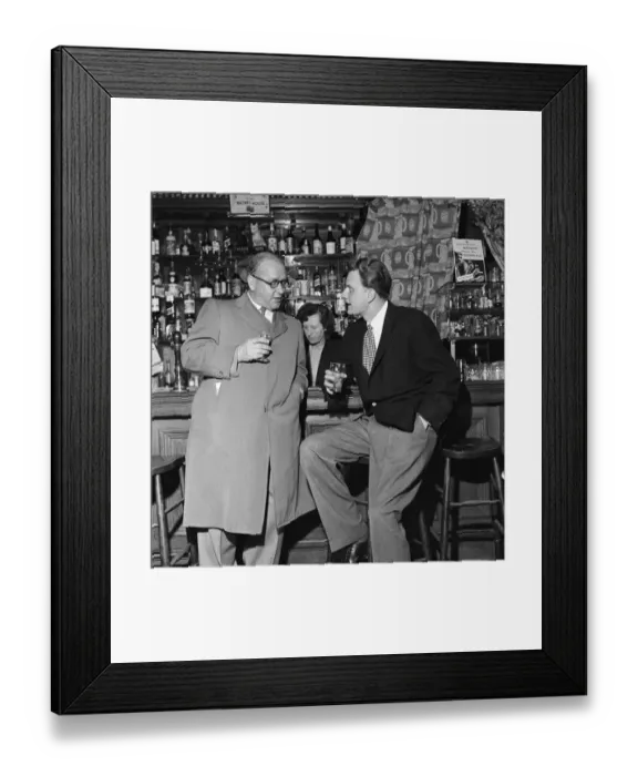 Framed Print : American evangelist Billy Graham speaks Daily Mirror journalist Cassandra at the Baptists Framed Print : American evangelist Billy Graham speaks Daily Mirror journalist Cassandra at the Baptists
