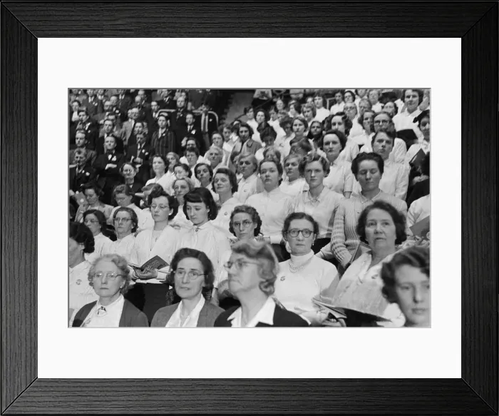 Framed Print : American evangelist Billy Graham speaks to the crowd at the Harringay Arena in North Framed Print : American evangelist Billy Graham speaks to the crowd at the Harringay Arena in North