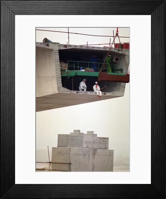 Framed Print : The Second Severn Crossing under construction. 25th January 1994