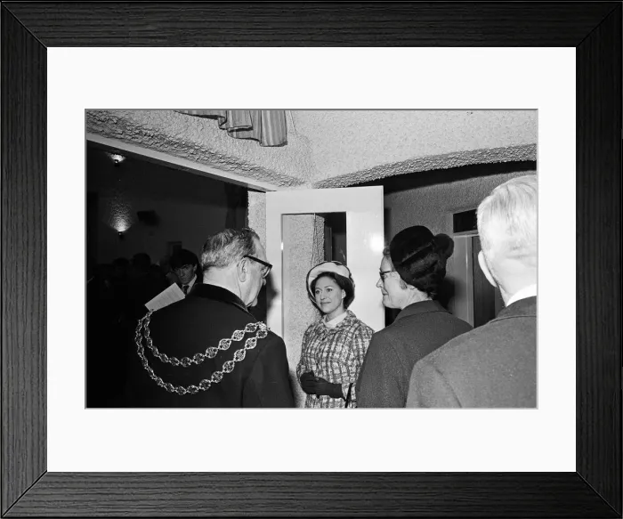 Framed Print : Princess Margaret visits the Sparkbrook Association Family Centre. 20th November 1968