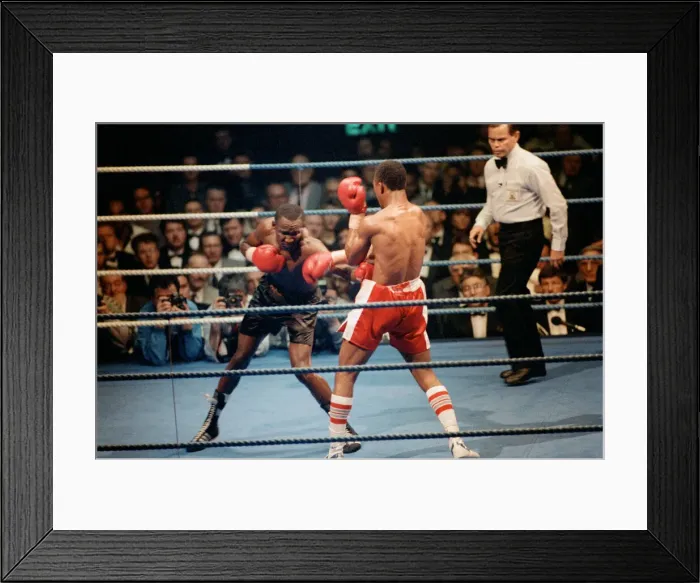 Framed Print : Mike McCallum vs Michael Watson for the WBA middleweight title Framed Print : Mike McCallum vs Michael Watson for the WBA middleweight title